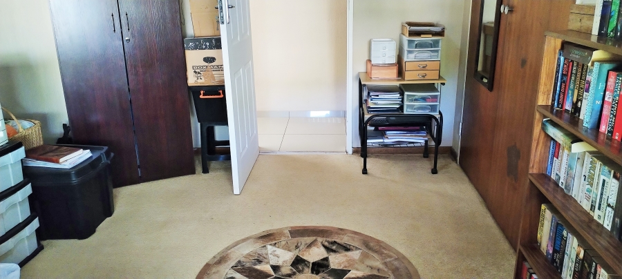 4 Bedroom Property for Sale in Rant En Dal Gauteng
