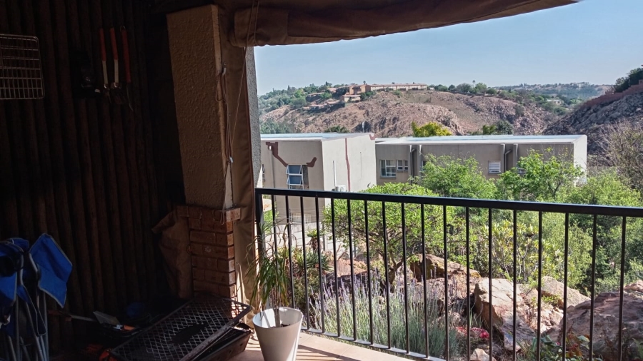 2 Bedroom Property for Sale in Breaunanda Gauteng