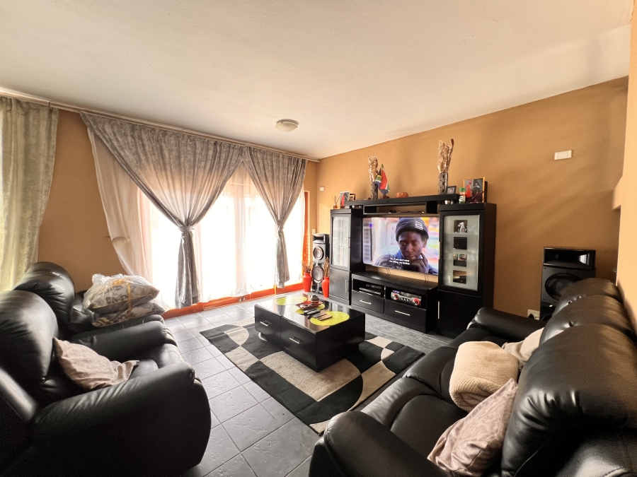 2 Bedroom Property for Sale in Carlswald Gauteng