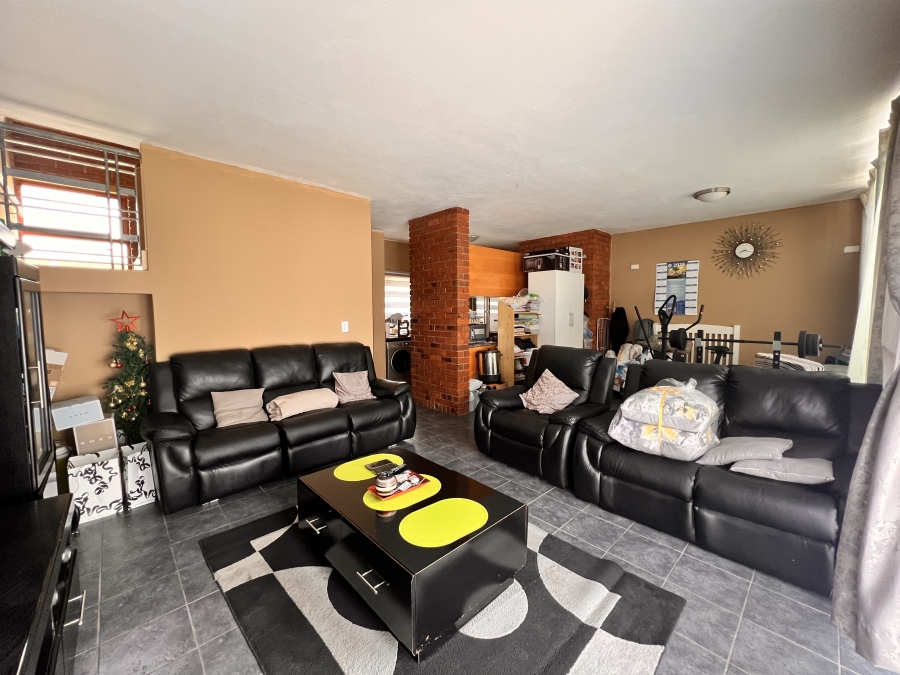 2 Bedroom Property for Sale in Carlswald Gauteng