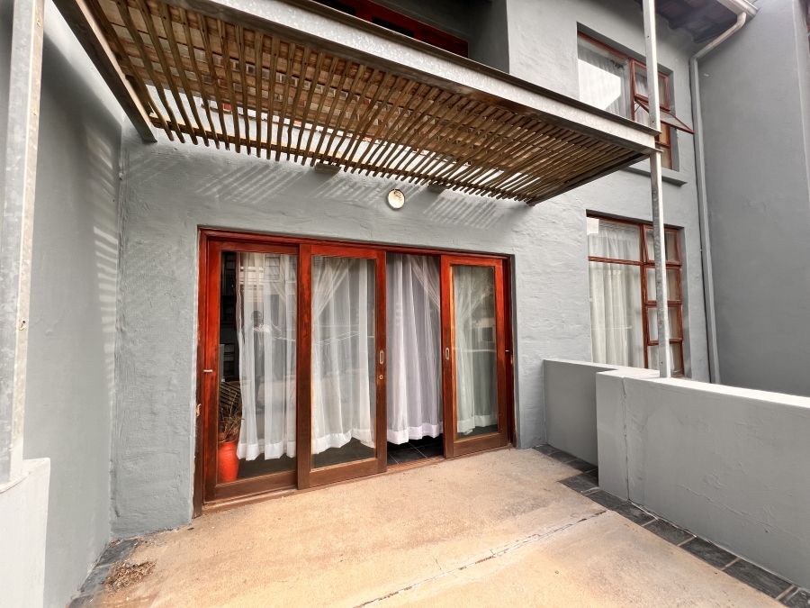 2 Bedroom Property for Sale in Carlswald Gauteng