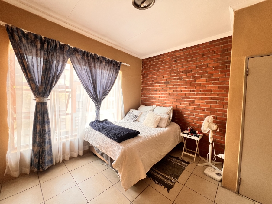 2 Bedroom Property for Sale in Carlswald Gauteng