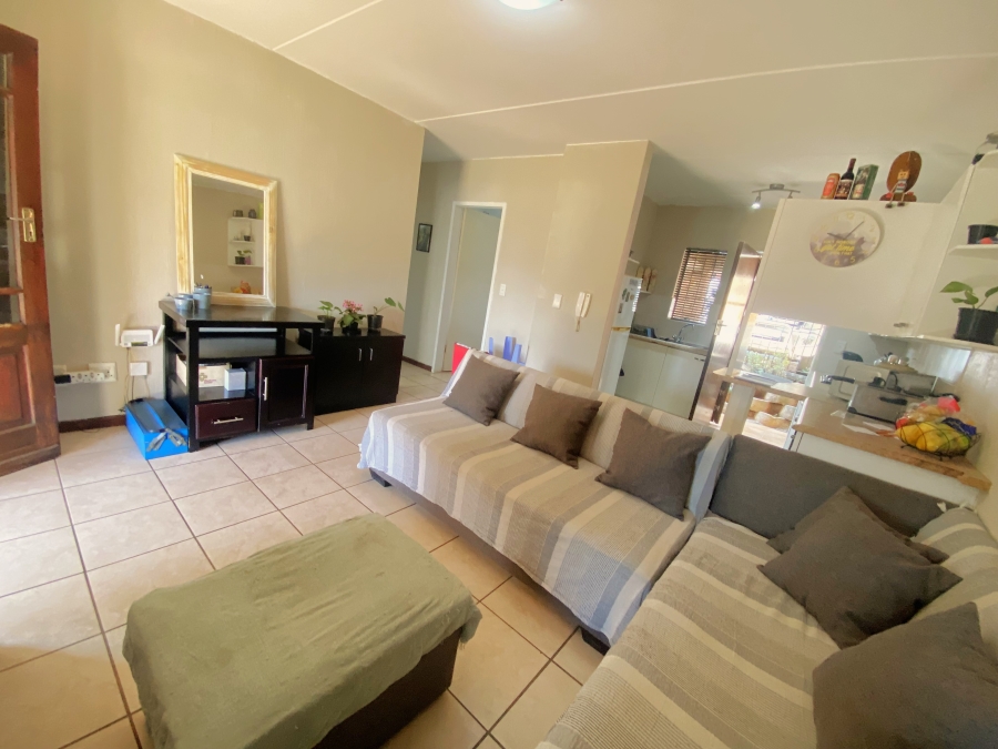 2 Bedroom Property for Sale in Breaunanda Gauteng