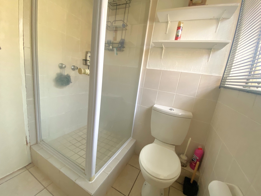 2 Bedroom Property for Sale in Breaunanda Gauteng