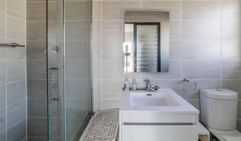 To Let 1 Bedroom Property for Rent in Waterfall Gauteng