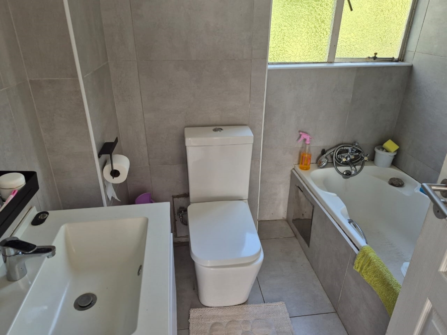 3 Bedroom Property for Sale in Eden Glen Gauteng