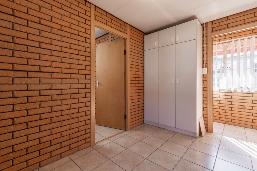 4 Bedroom Property for Sale in Edendale Gauteng