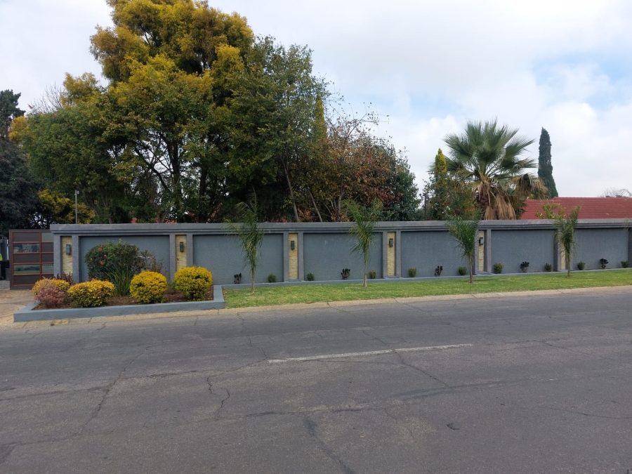 3 Bedroom Property for Sale in Sharon Park Gauteng