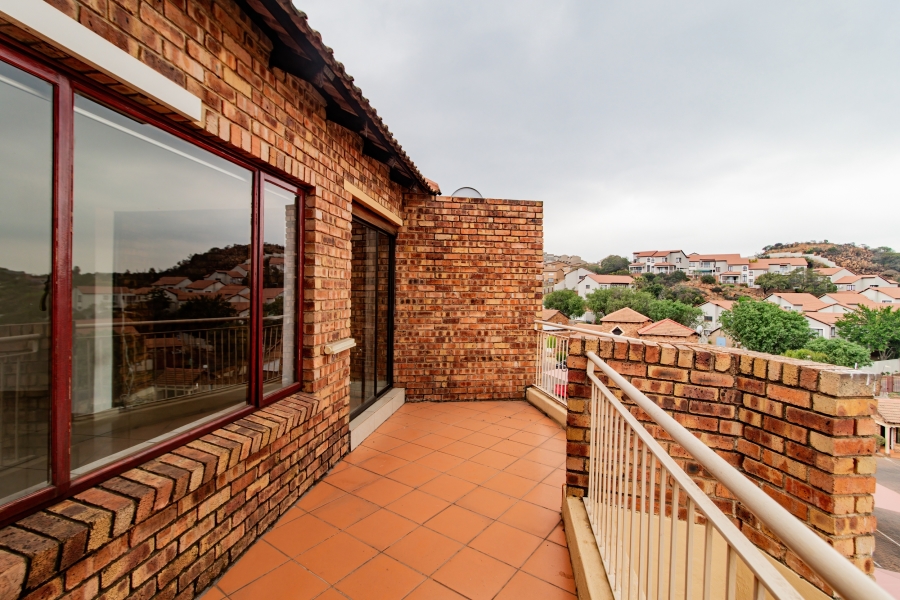 2 Bedroom Property for Sale in Winchester Hills Gauteng