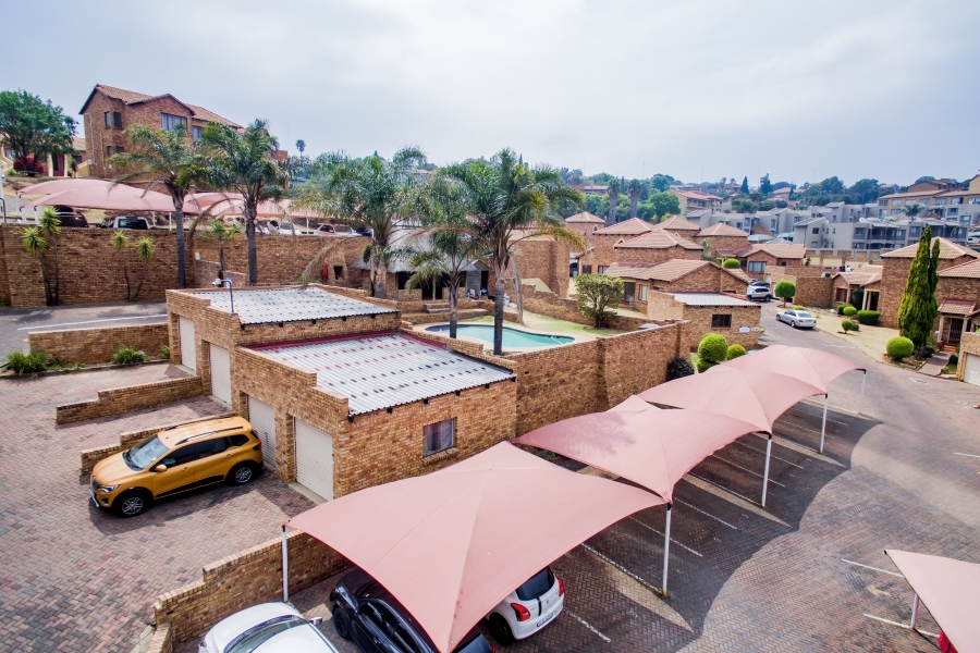 2 Bedroom Property for Sale in Winchester Hills Gauteng