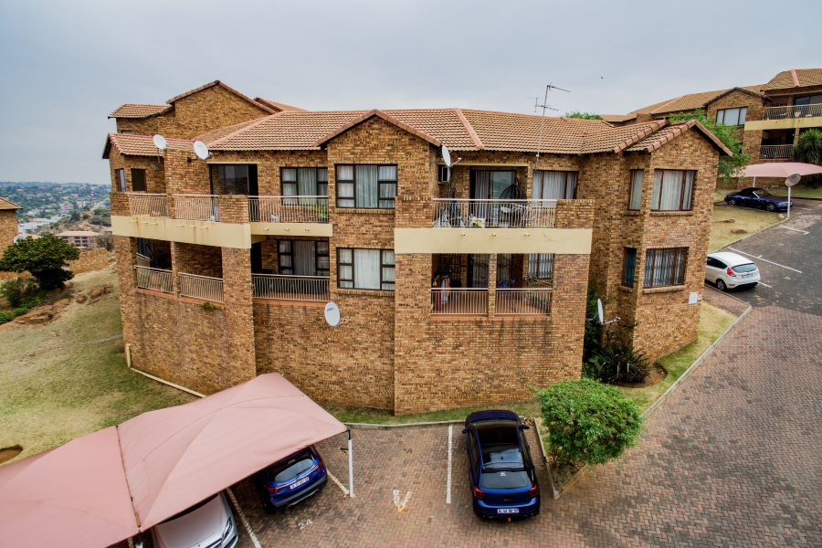 2 Bedroom Property for Sale in Winchester Hills Gauteng