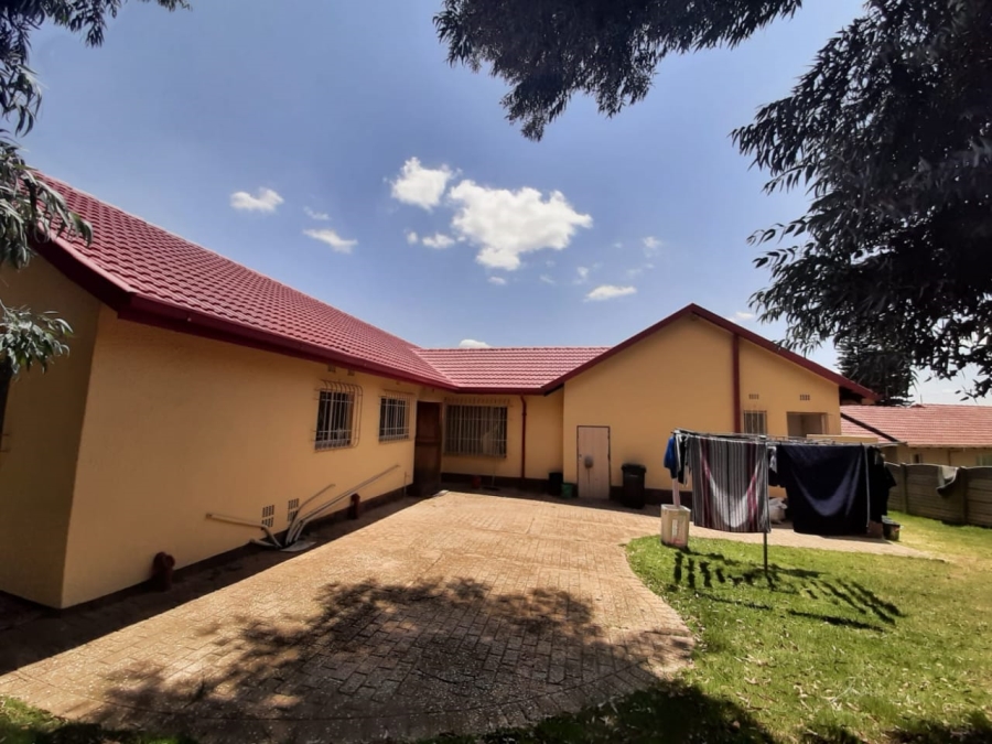 To Let 3 Bedroom Property for Rent in Norkem Park Gauteng