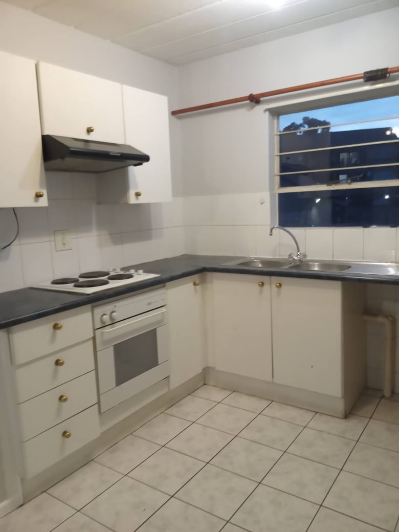 2 Bedroom Property for Sale in Vorna Valley Gauteng