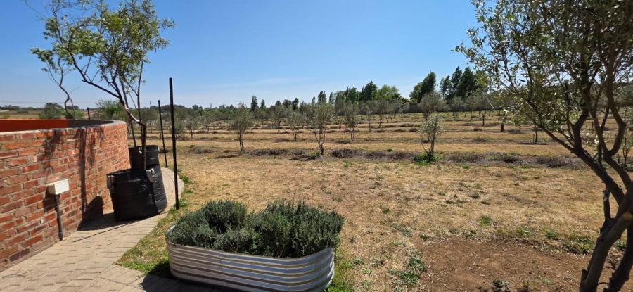 0 Bedroom Property for Sale in Vanwaartshof Gauteng