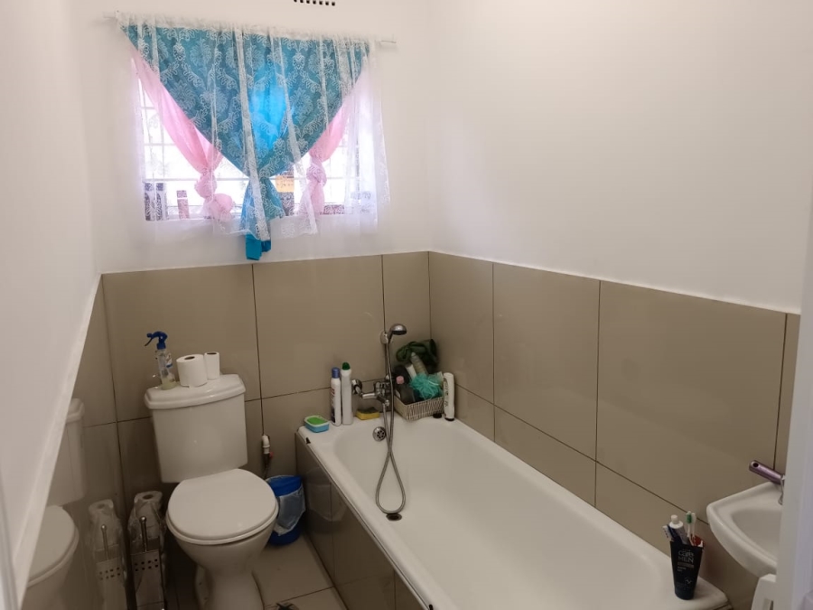 2 Bedroom Property for Sale in Burgershoop Gauteng