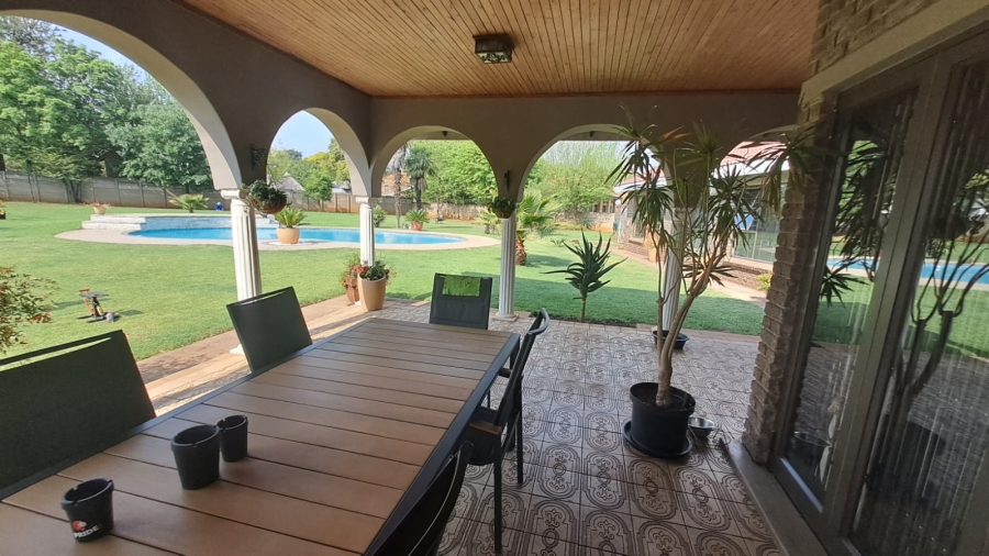 4 Bedroom Property for Sale in Three Rivers East Gauteng