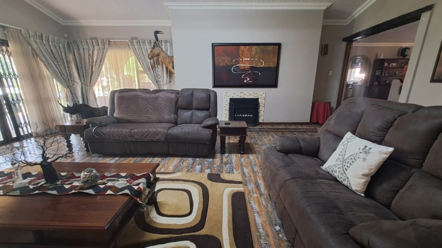 4 Bedroom Property for Sale in Three Rivers East Gauteng