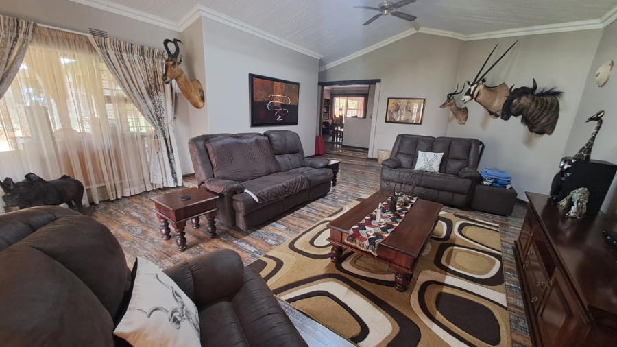 4 Bedroom Property for Sale in Three Rivers East Gauteng