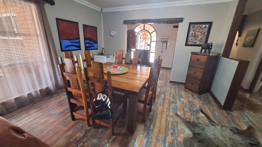 4 Bedroom Property for Sale in Three Rivers East Gauteng