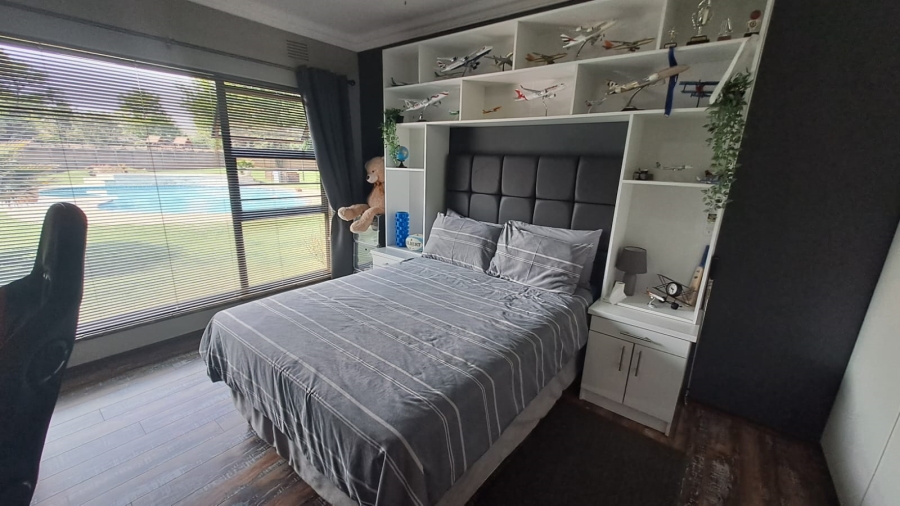 4 Bedroom Property for Sale in Three Rivers East Gauteng