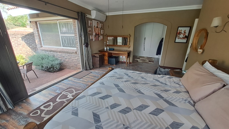 4 Bedroom Property for Sale in Three Rivers East Gauteng