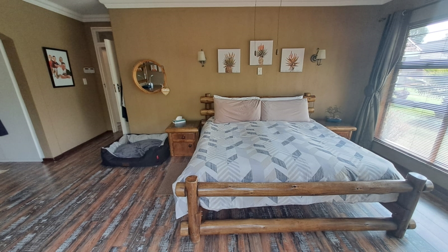 4 Bedroom Property for Sale in Three Rivers East Gauteng