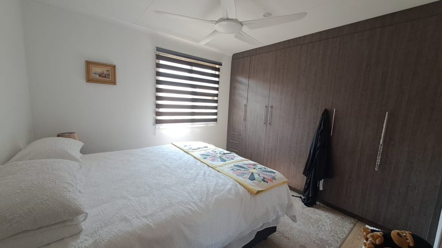 4 Bedroom Property for Sale in Three Rivers East Gauteng
