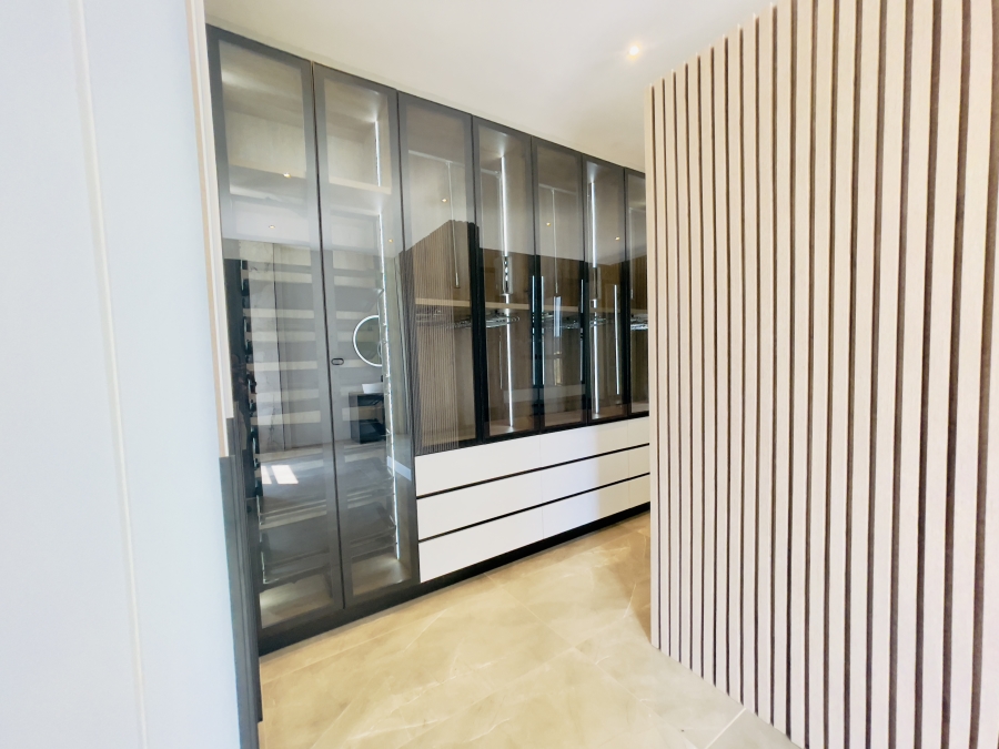 5 Bedroom Property for Sale in Serengeti Lifestyle Estate Gauteng