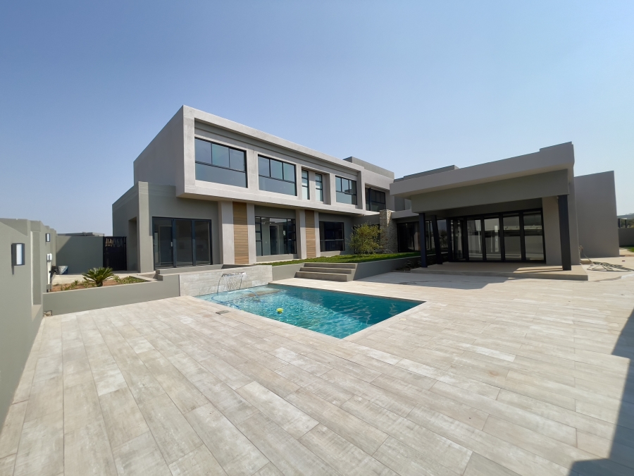 5 Bedroom Property for Sale in Serengeti Lifestyle Estate Gauteng