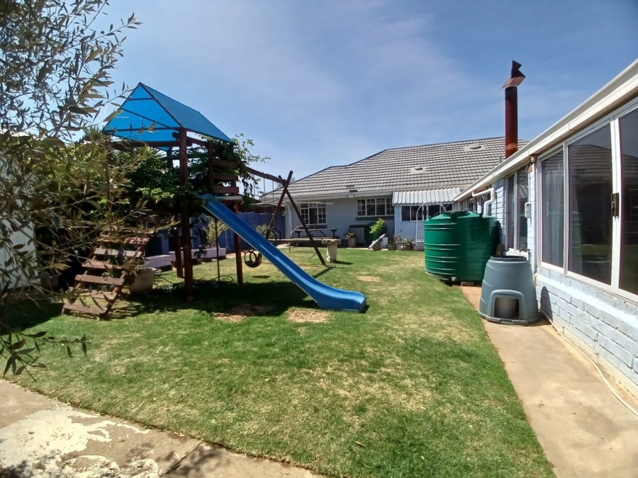 3 Bedroom Property for Sale in Discovery Gauteng