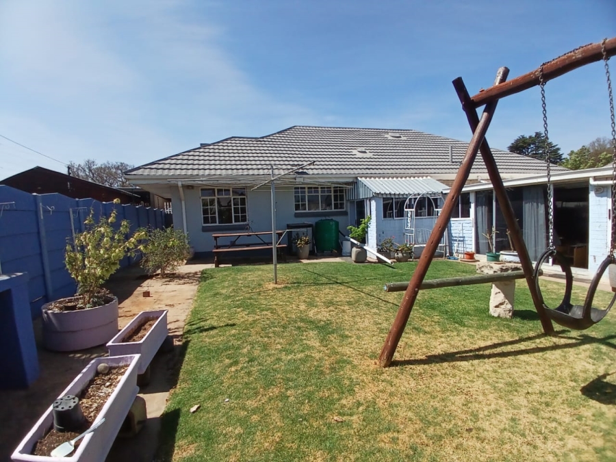 3 Bedroom Property for Sale in Discovery Gauteng