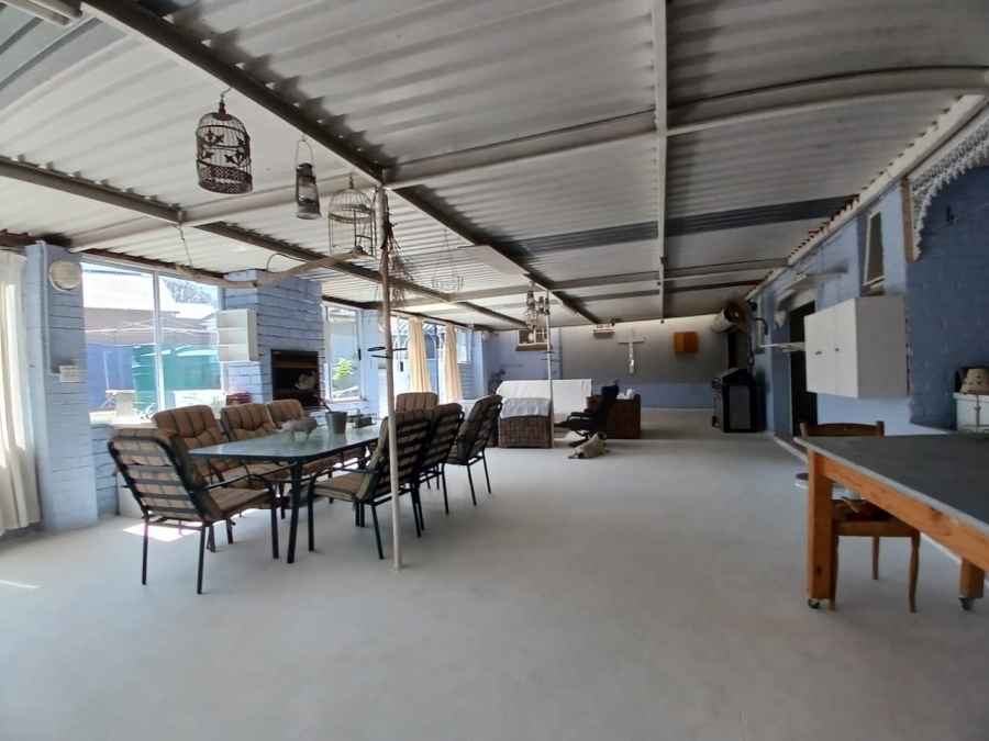 3 Bedroom Property for Sale in Discovery Gauteng