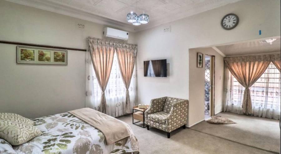 4 Bedroom Property for Sale in Auckland Park Gauteng