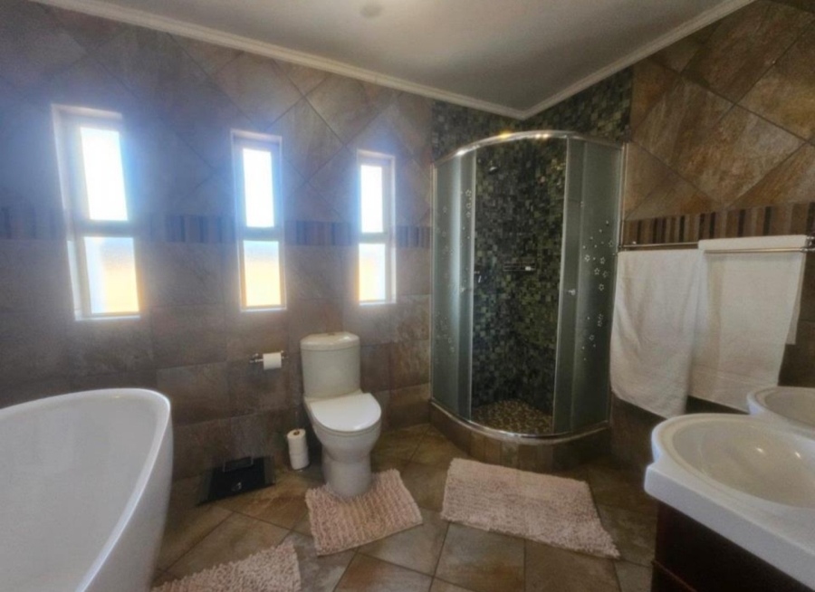 4 Bedroom Property for Sale in Riverspray Lifestyle Estate Gauteng