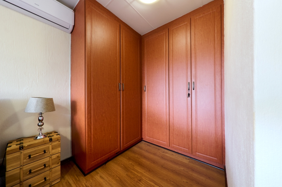 4 Bedroom Property for Sale in Erand Gardens Gauteng