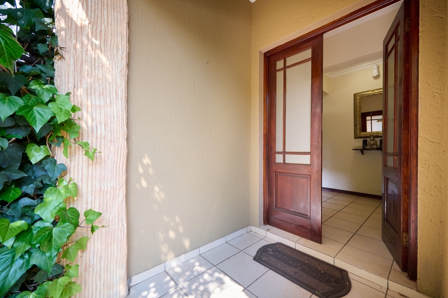 4 Bedroom Property for Sale in Erand Gardens Gauteng