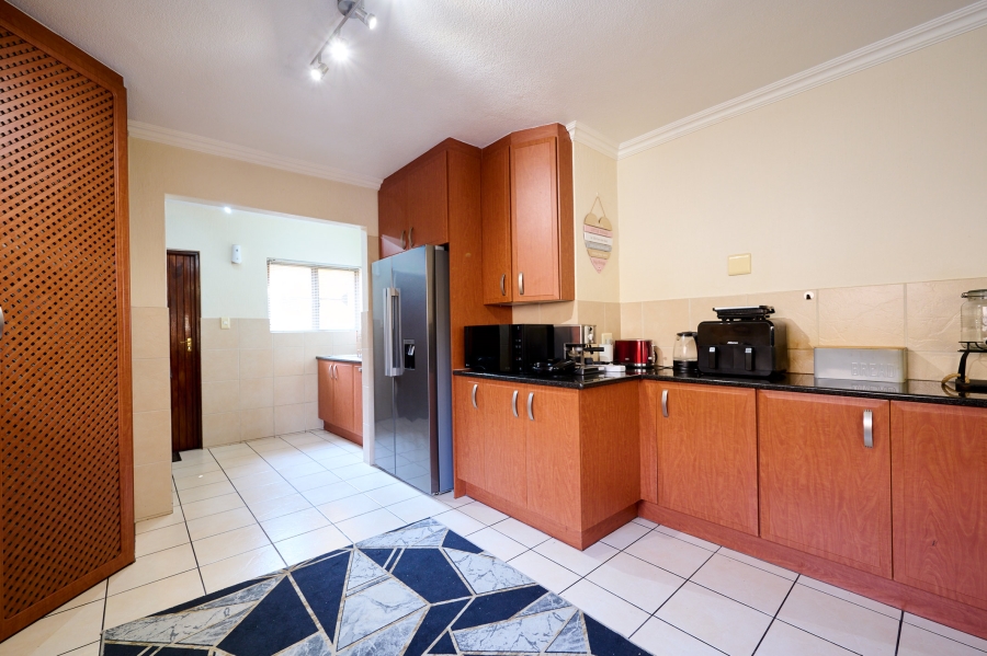 4 Bedroom Property for Sale in Erand Gardens Gauteng