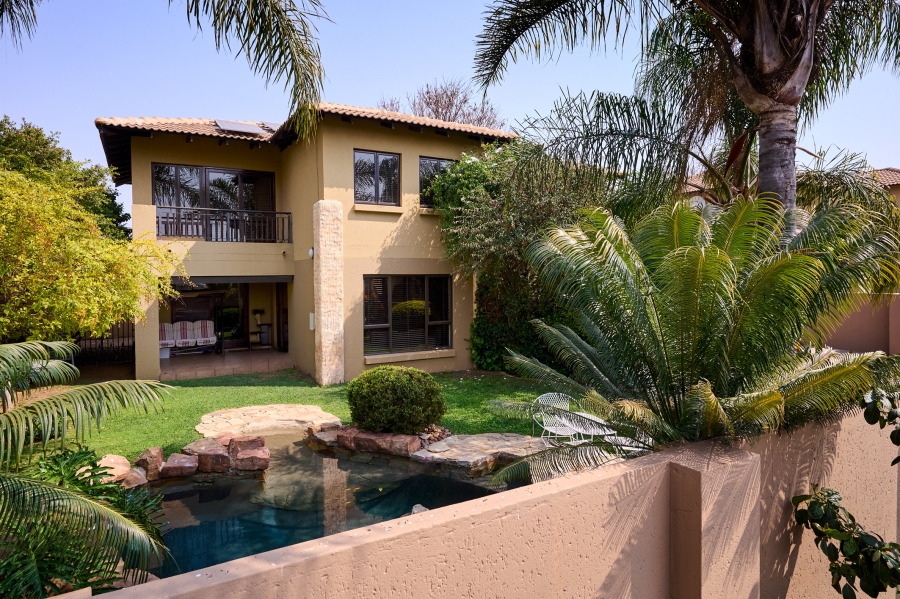 4 Bedroom Property for Sale in Erand Gardens Gauteng