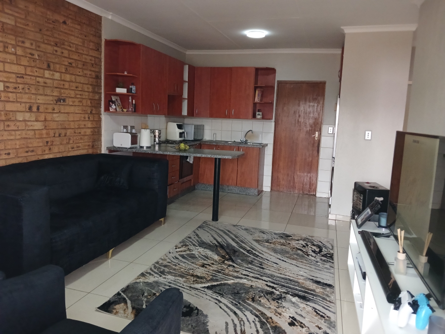 2 Bedroom Property for Sale in Honeypark Gauteng