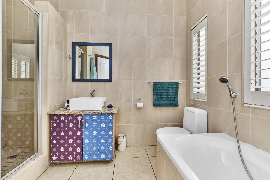 3 Bedroom Property for Sale in Northcliff Gauteng