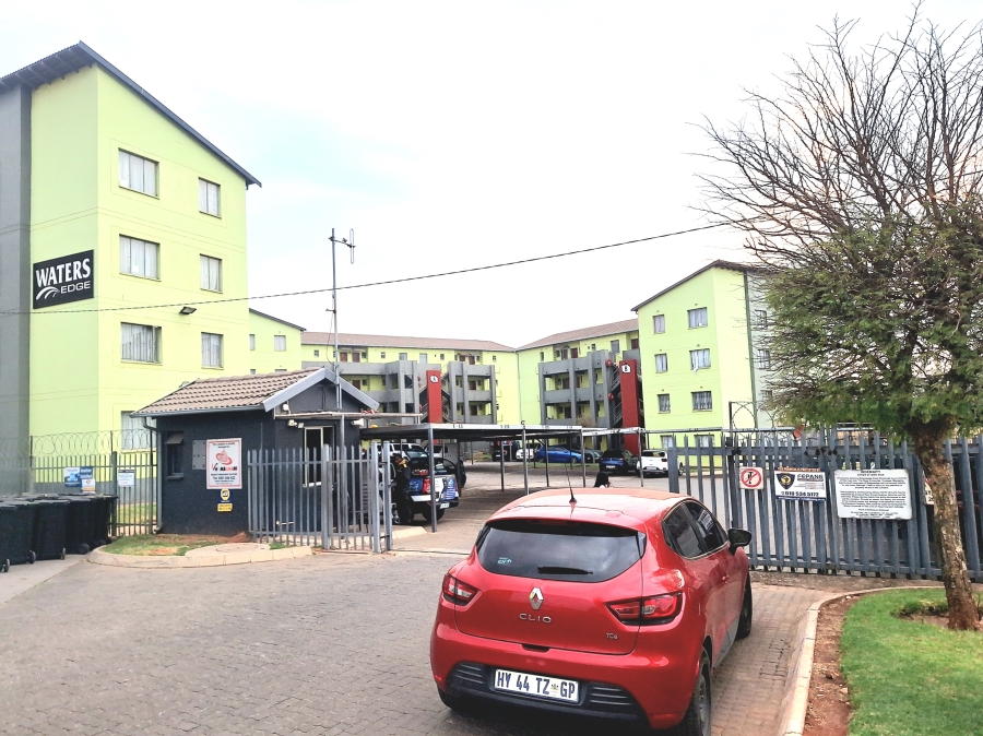 2 Bedroom Property for Sale in Fleurhof Gauteng