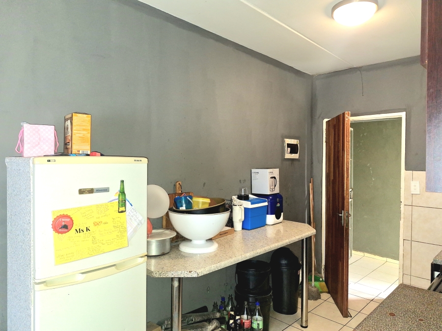 2 Bedroom Property for Sale in Fleurhof Gauteng