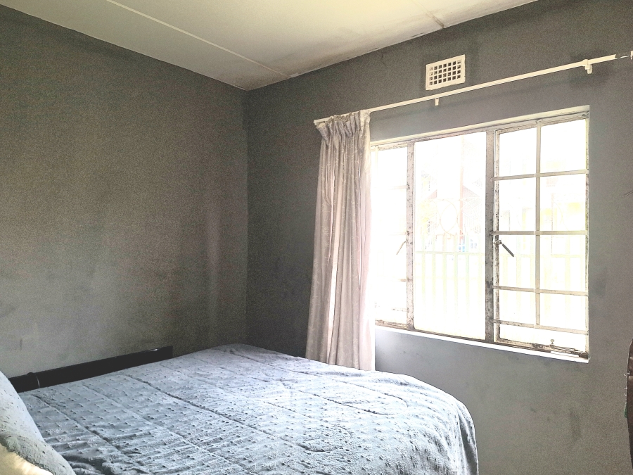 2 Bedroom Property for Sale in Fleurhof Gauteng