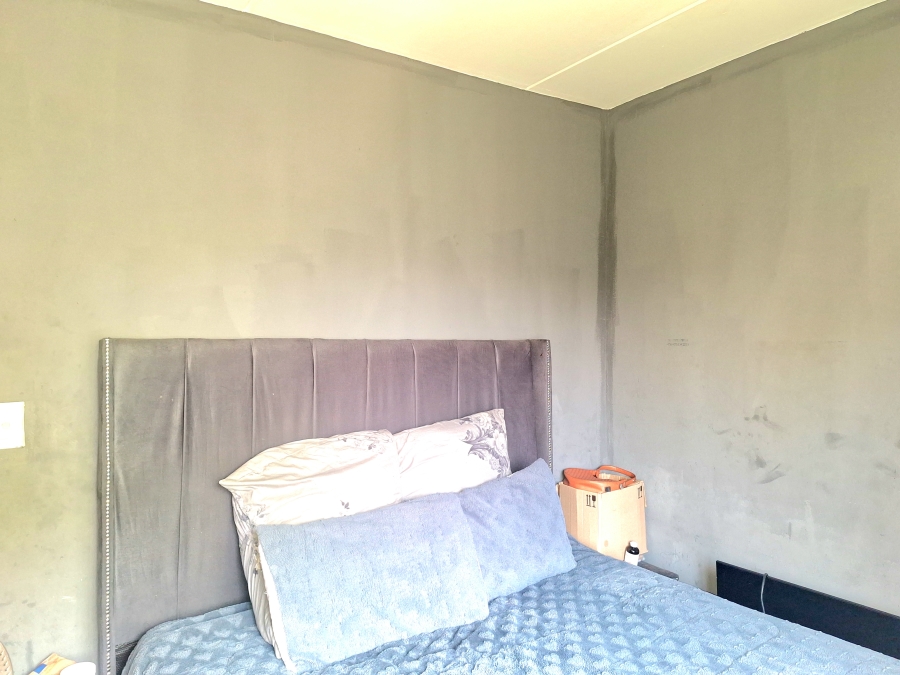 2 Bedroom Property for Sale in Fleurhof Gauteng