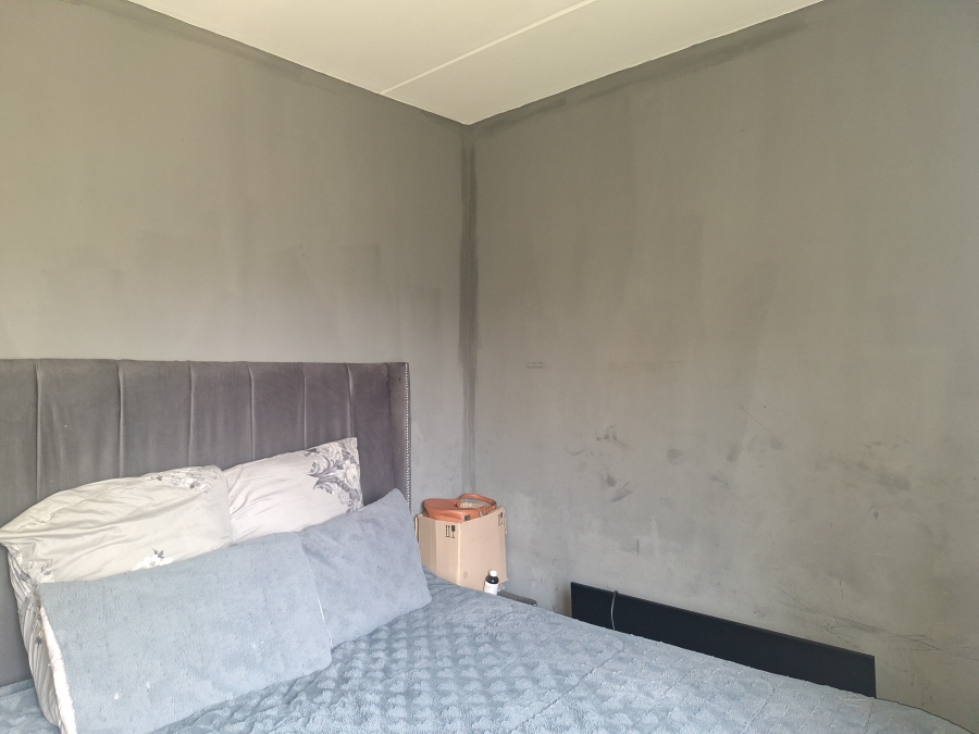 2 Bedroom Property for Sale in Fleurhof Gauteng