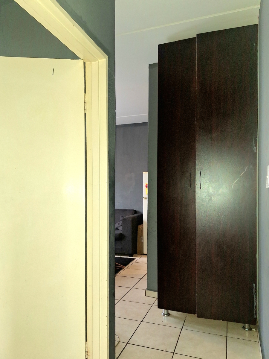 2 Bedroom Property for Sale in Fleurhof Gauteng