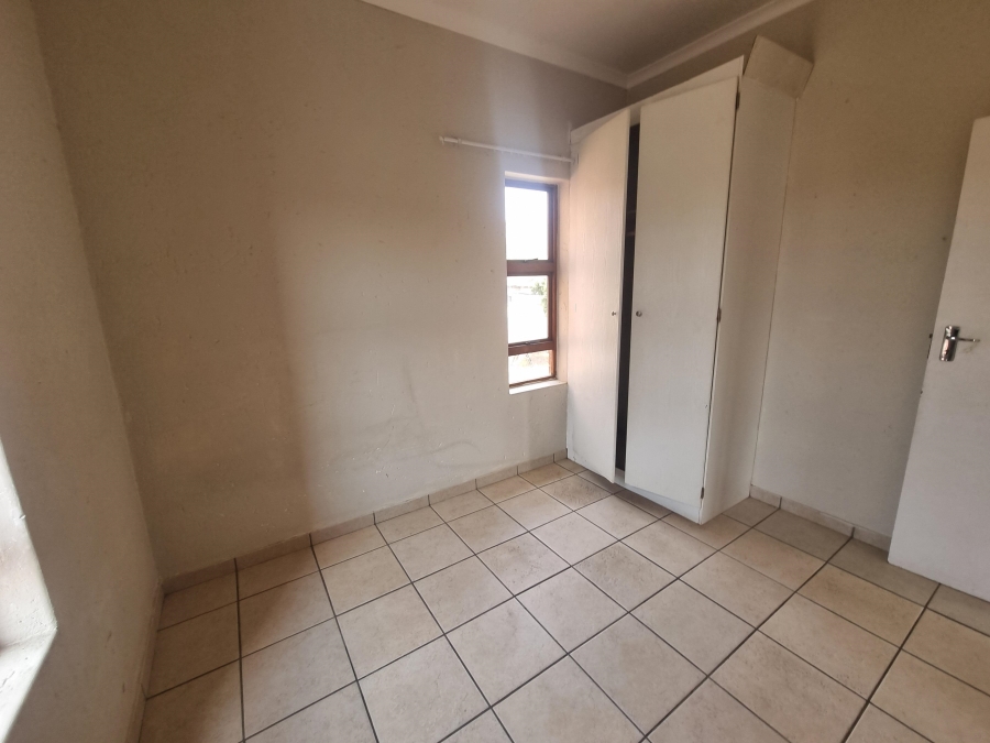 To Let 3 Bedroom Property for Rent in Ruimsig Gauteng