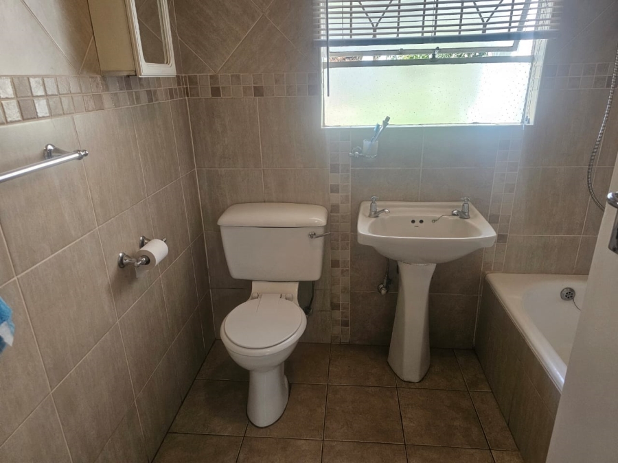 4 Bedroom Property for Sale in Mayberry Park Gauteng