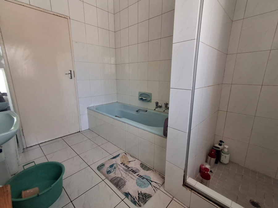 4 Bedroom Property for Sale in Eden Glen Gauteng