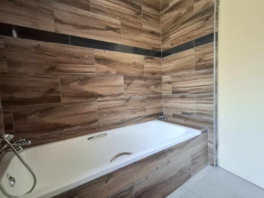 4 Bedroom Property for Sale in Eden Glen Gauteng